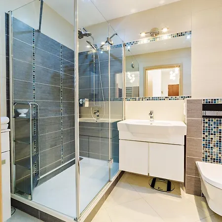 Apartament Everysky Jelenia Gora - Cieplice 26 *