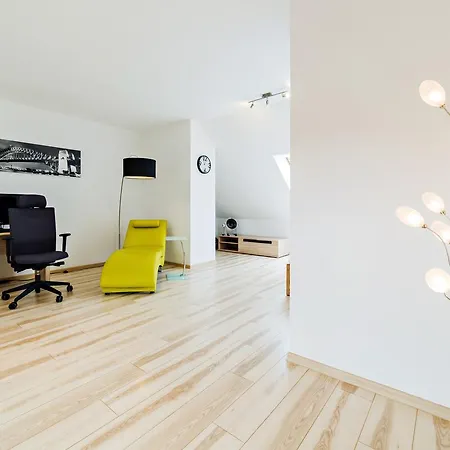 Apartament Everysky Jelenia Gora - Cieplice 26 * Staniszow